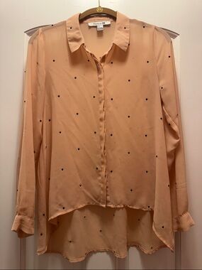 NEED GONE - Forever 21 Peach Polka Dot High-Low Button-Up Blouse